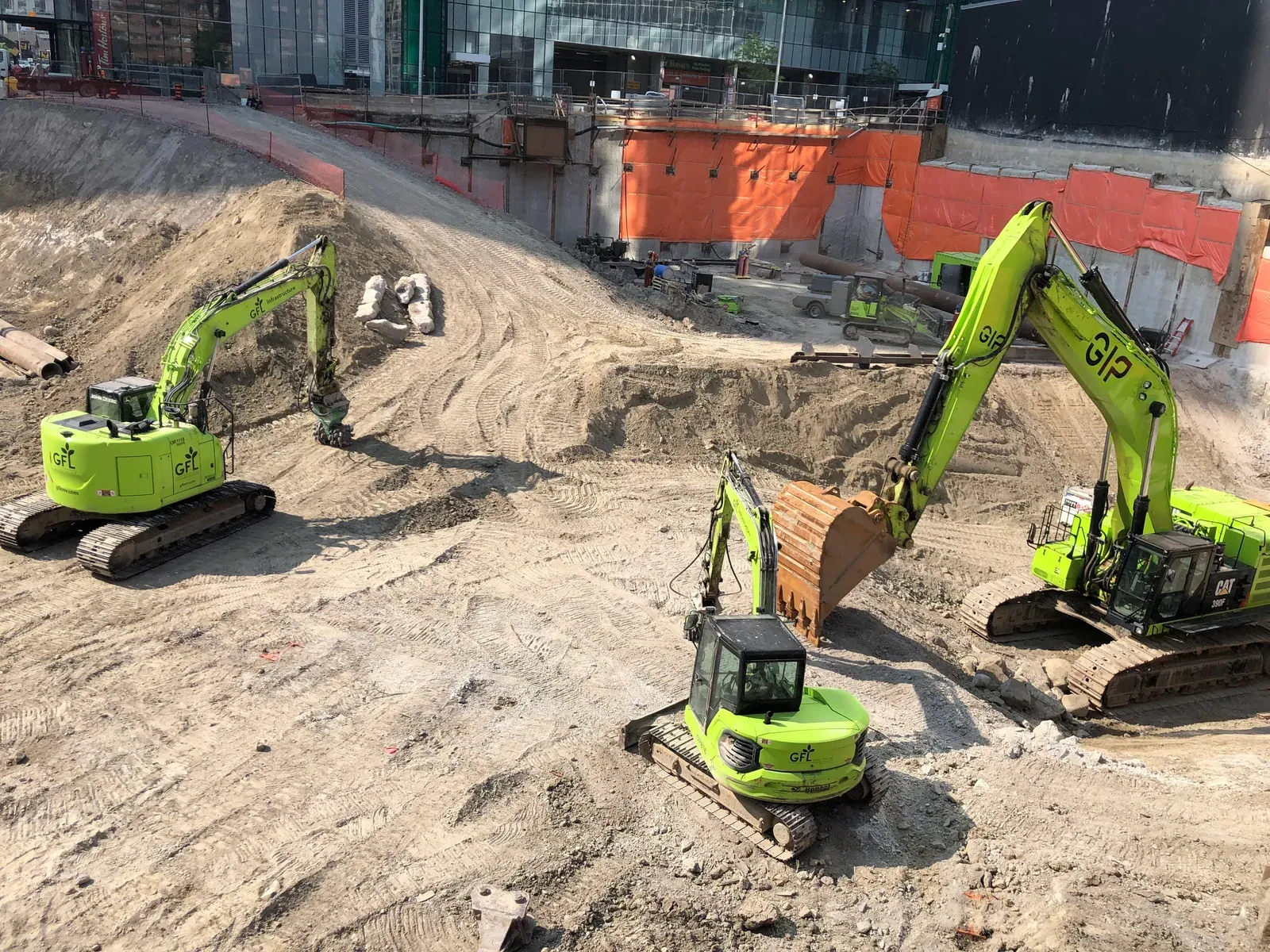 A screenshot of the Crewscope performance dashboard for GIP’s excavation project at 4800 Yonge Street in Toronto. The dashboard displays project activities, planned versus actual labor hours, forecast accuracy, and productivity outcomes, highlighting 13% labor savings and strong crew engagement.